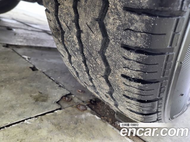 Hyundai Starex 2021 — photo 9
