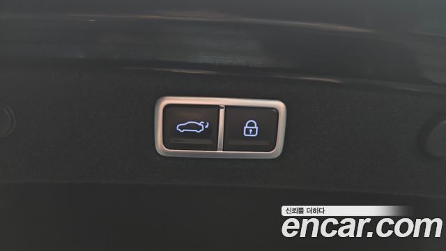 Hyundai Grandeur 2023 — photo 26