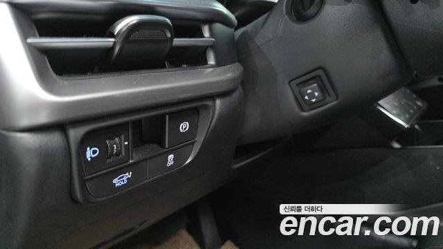 Hyundai Grandeur 2023 — photo 28