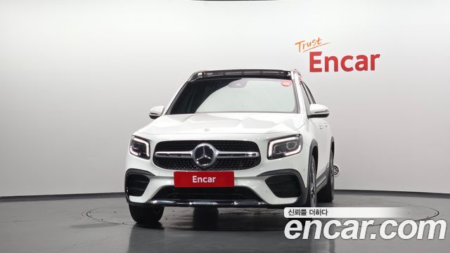 Mercedes-Benz GLB-Class 2021 — photo 3