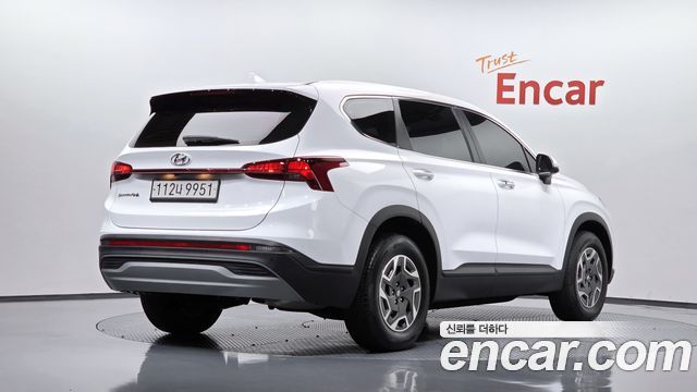 Hyundai Santafe 2023 — photo 2