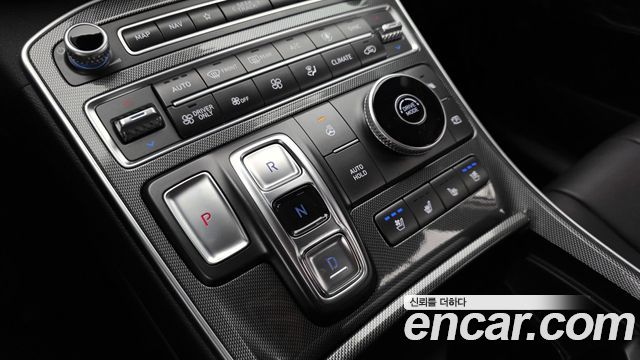 Hyundai Santafe 2023 — photo 12
