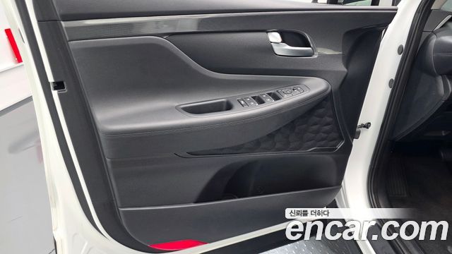 Hyundai Santafe 2023 — photo 14