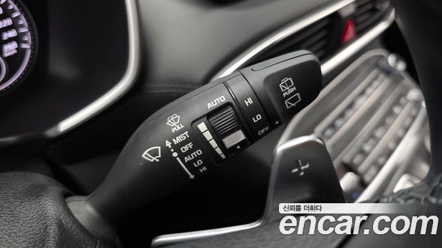 Hyundai Santafe 2023 — photo 27