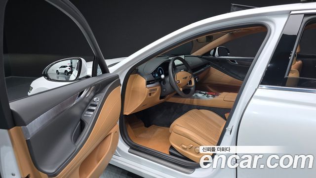 Genesis G80 2022 — photo 13