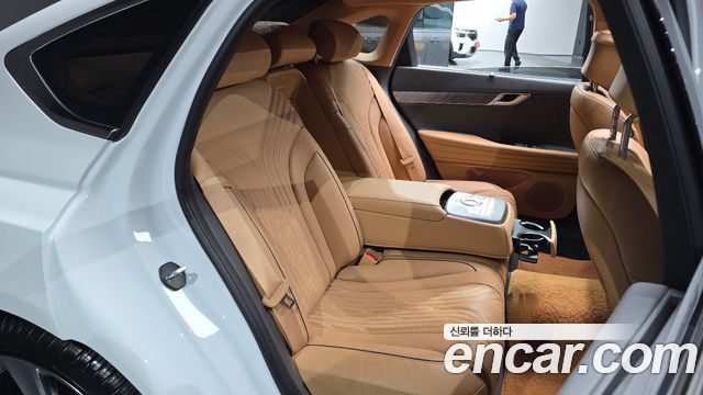 Genesis G80 2022 — photo 17