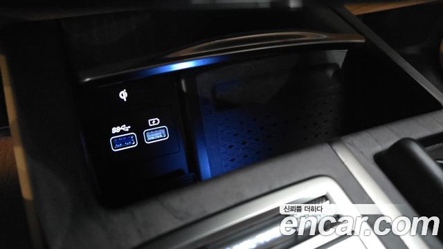 Genesis G80 2022 — photo 28