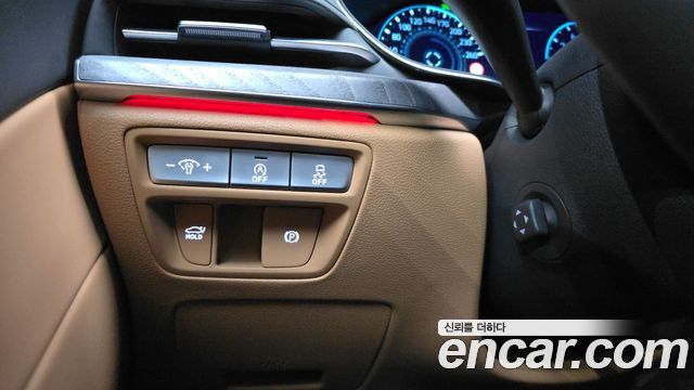 Genesis G80 2022 — photo 30