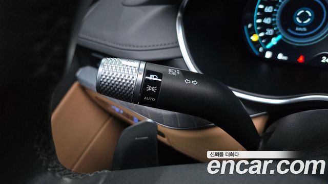 Genesis G80 2022 — photo 33