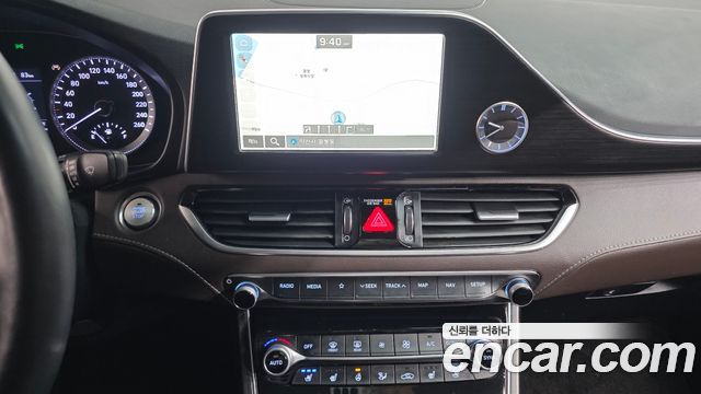 Hyundai Grandeur 2018 — photo 15