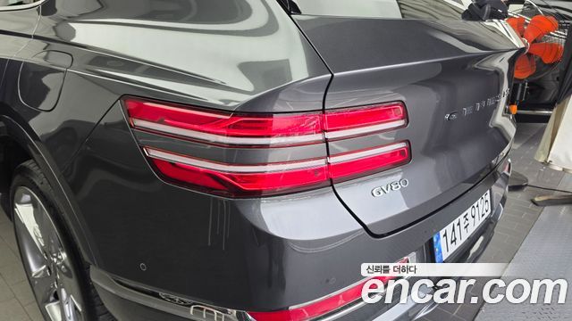 Genesis GV80 2020 — photo 9