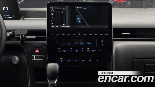 Hyundai Staria 2025 — photo 19