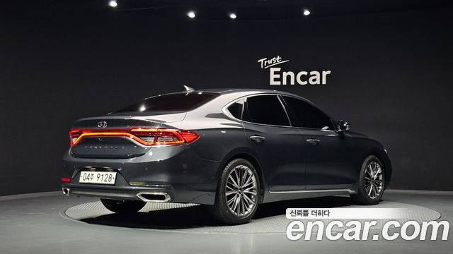 Hyundai Grandeur 2018 — photo 2