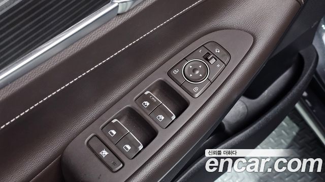 Hyundai Grandeur 2018 — photo 32