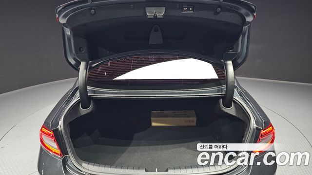 Hyundai Grandeur 2018 — photo 36