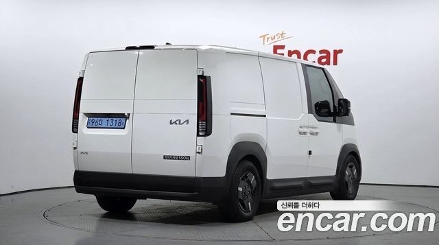 Kia PV5 2026 — photo 2