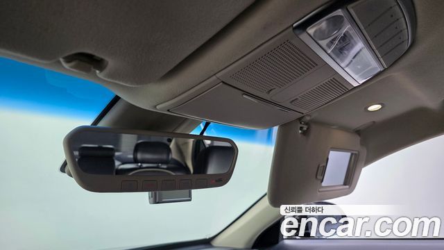 Genesis EQ900 2016 — photo 15