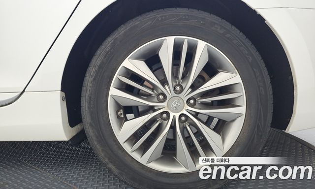 Hyundai Grandeur 2017 — photo 7