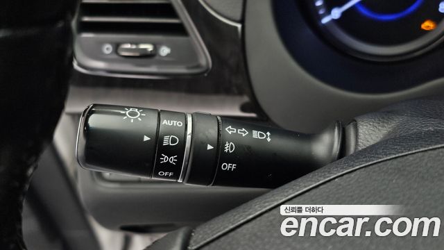 Hyundai Grandeur 2017 — photo 32