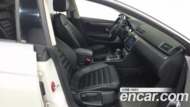 Volkswagen CC 2013 — photo 11