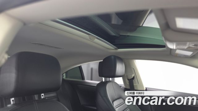 Volkswagen CC 2013 — photo 18