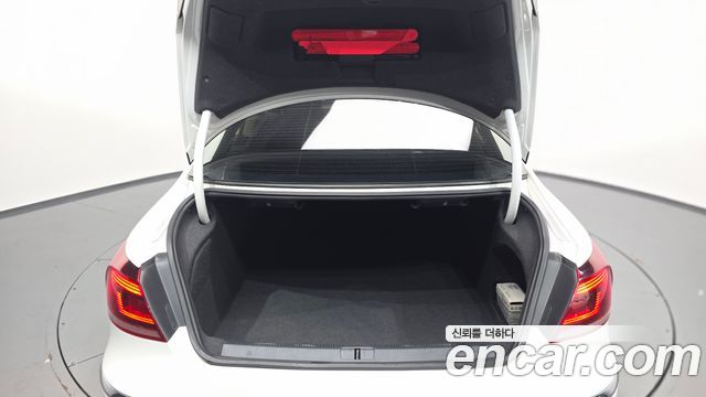 Volkswagen CC 2013 — photo 20