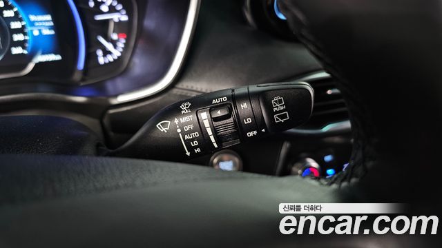 Hyundai Santafe 2020 — photo 28