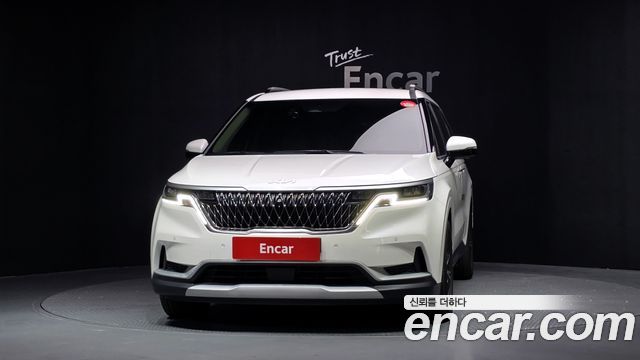 Kia Canival 2023 — photo 3
