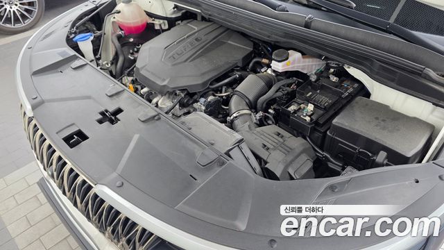 Kia Canival 2023 — photo 6