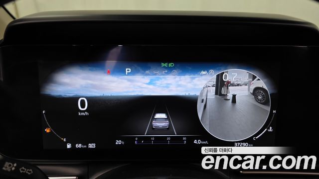 Kia Canival 2023 — photo 8