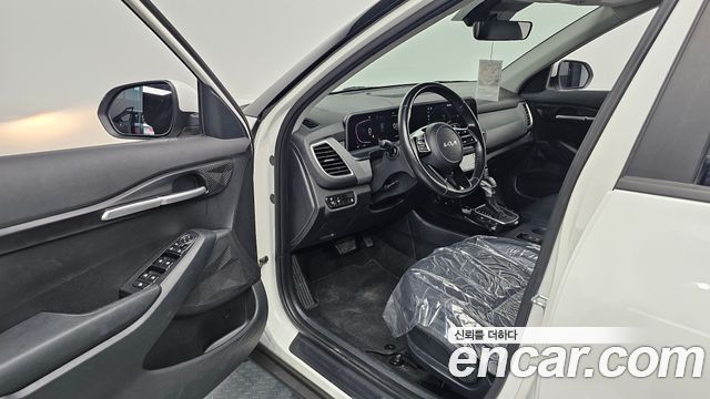 Kia Seltos 2023 — photo 10