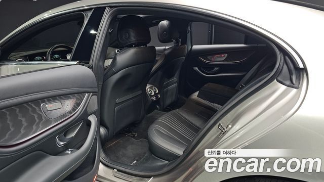 Mercedes-Benz CLS-Class 2022 — photo 17