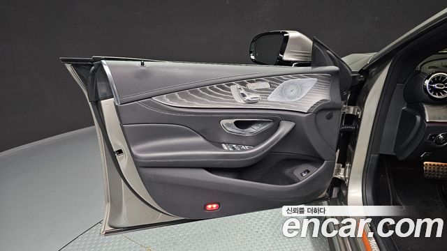 Mercedes-Benz CLS-Class 2022 — photo 14
