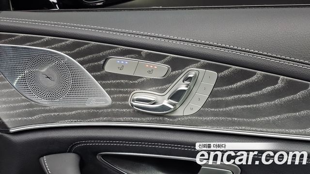 Mercedes-Benz CLS-Class 2022 — photo 29