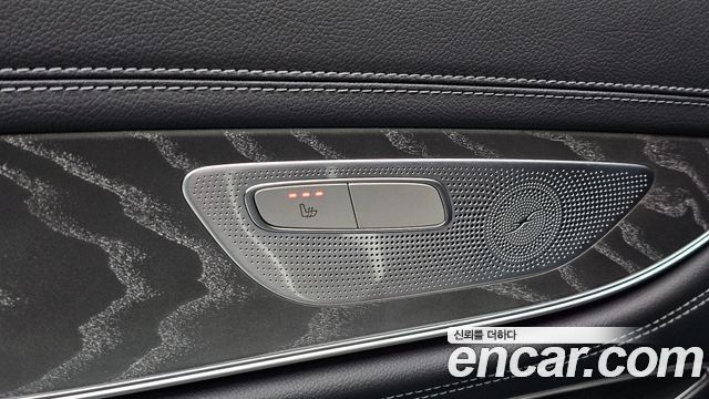 Mercedes-Benz CLS-Class 2022 — photo 30