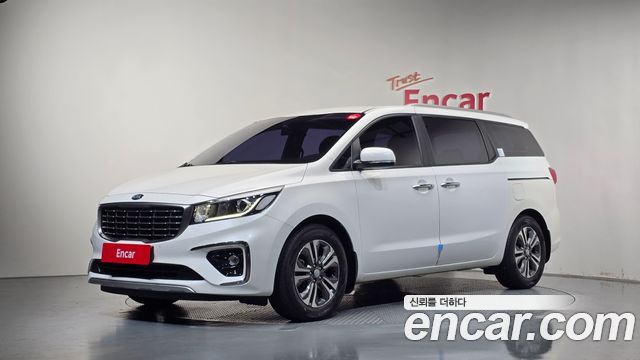 Kia Canival 2019 — photo 1