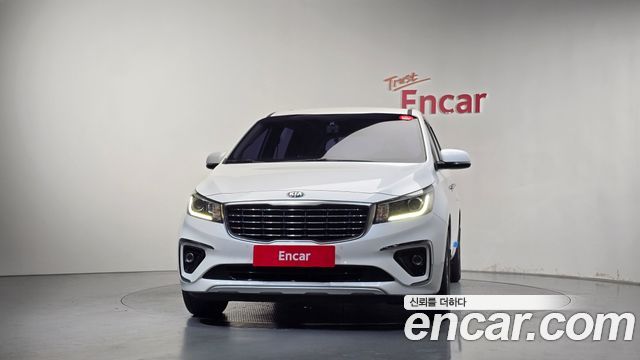 Kia Canival 2019 — photo 3