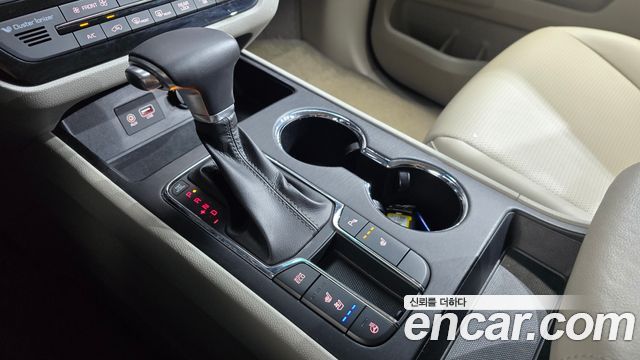 Kia Canival 2019 — photo 12