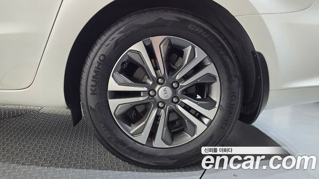 Kia Canival 2019 — photo 7