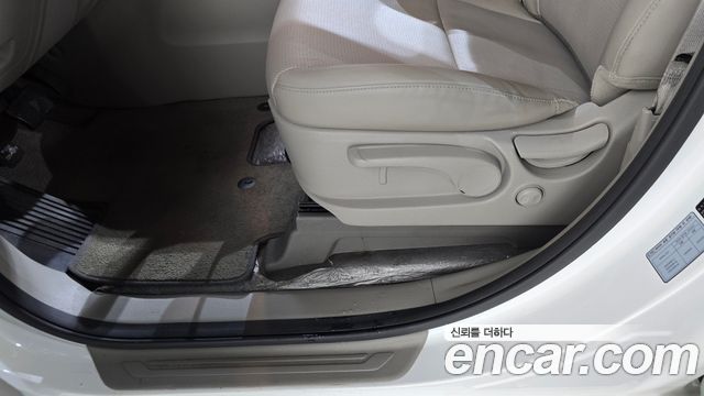 Kia Canival 2019 — photo 28