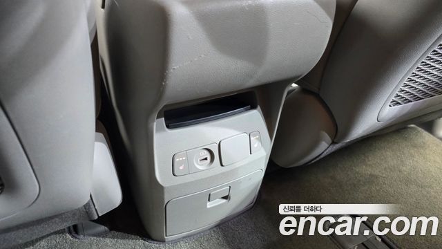 Kia Canival 2019 — photo 29