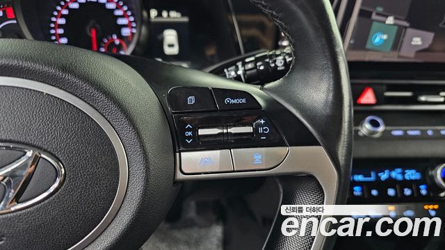 Hyundai AVANTE 2021 — photo 19