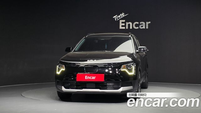 Kia Niro 2023 — photo 3