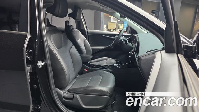 Kia Niro 2023 — photo 17