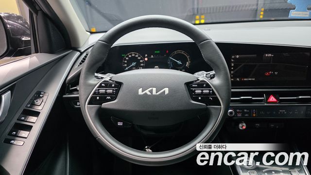 Kia Niro 2023 — photo 19