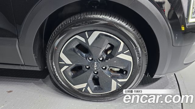 Kia Niro 2023 — photo 7