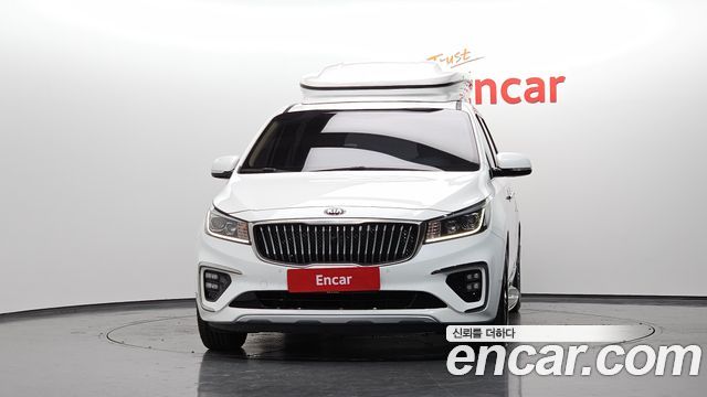 Kia Canival 2019 — photo 3