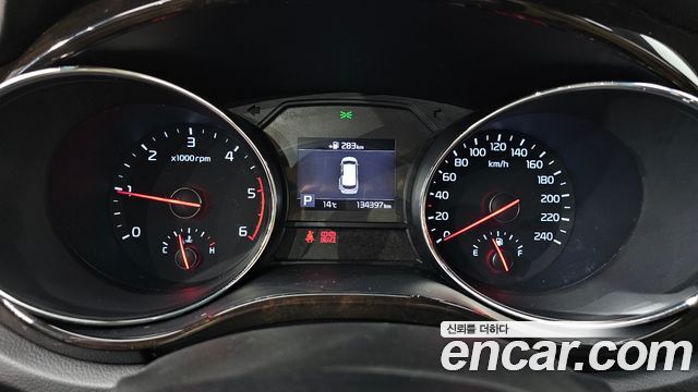Kia Canival 2019 — photo 8