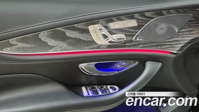 Mercedes-Benz CLS-Class 2021 — photo 12