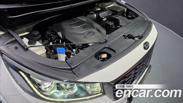 Kia Canival 2020 — photo 6